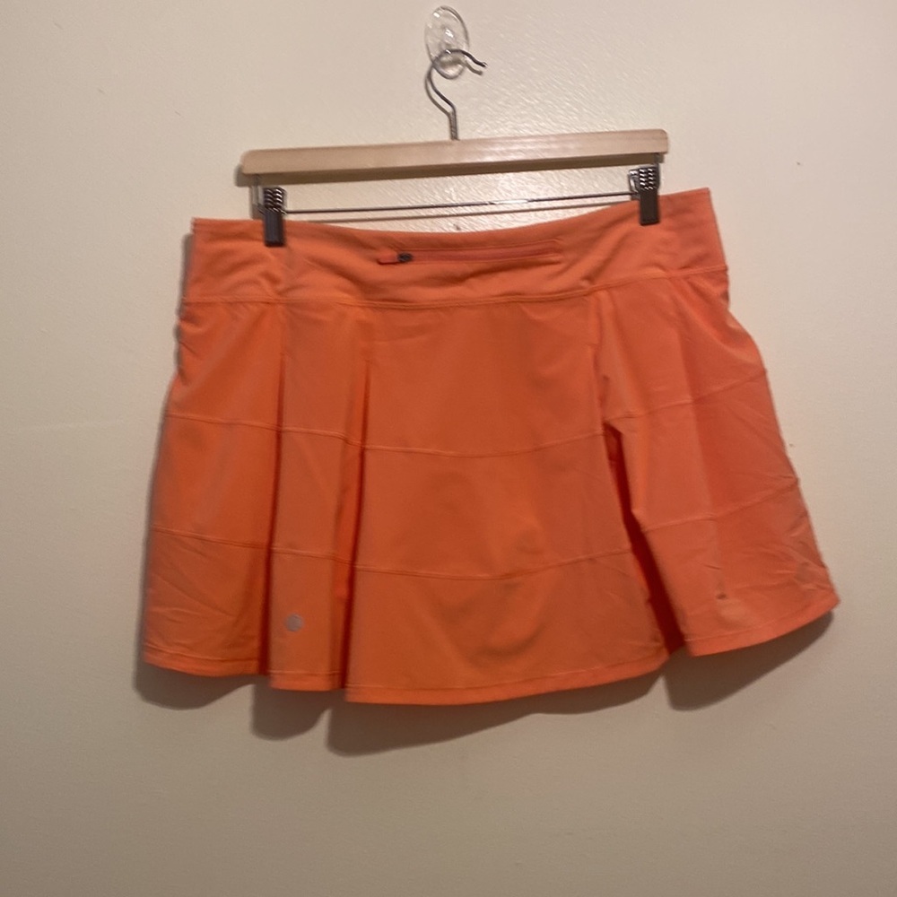 Lululemon athletica Orange Athletic Skirtwith built shorts size 12 - Picture 4 of 9